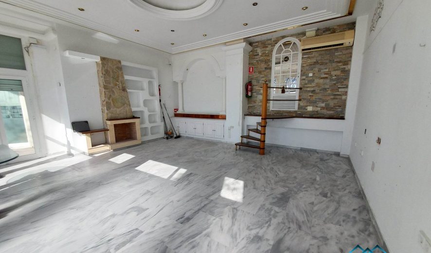 Local Avda. Puertas del Sur