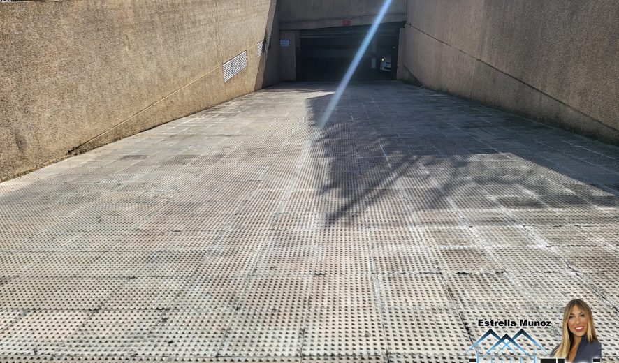 GARAJE CON TRASTERO EN VENTA LA CANALEJA