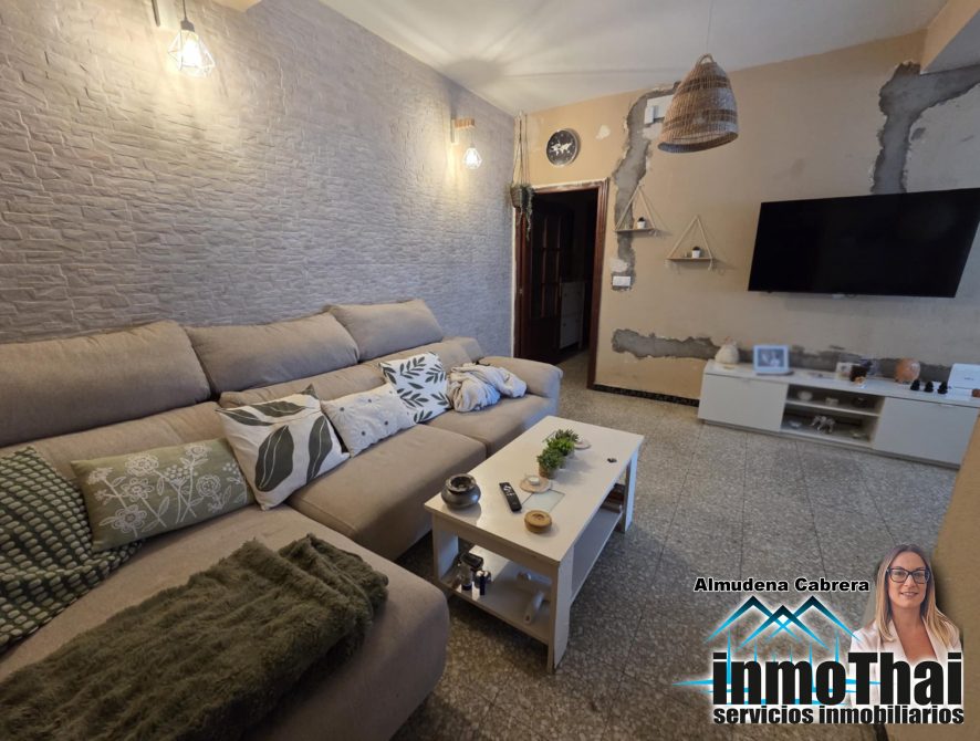 4da53c82-803c-4eb4-af9f-58592fa31e72